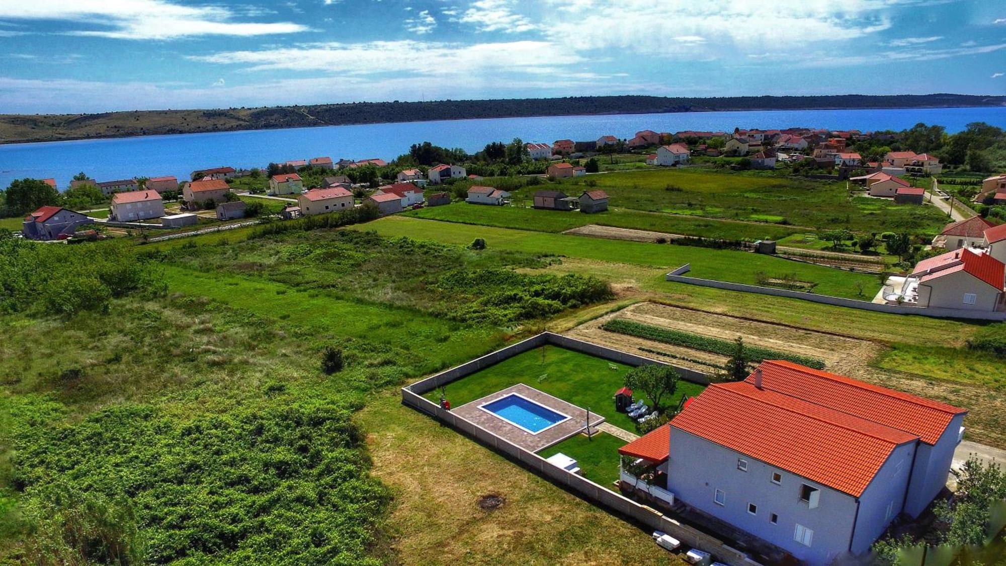 House Rose With Garden And Pool Villa Ljubač Екстериор снимка
